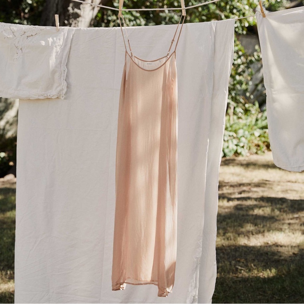 Doen Long Scoop Neck Slip - Conch